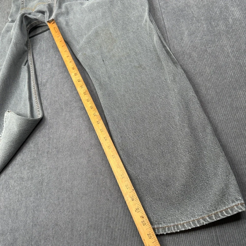 Levis 501 Mens Straight Leg Button Fly Gray Denim Jeans 38x30 Vintage Look Y2K